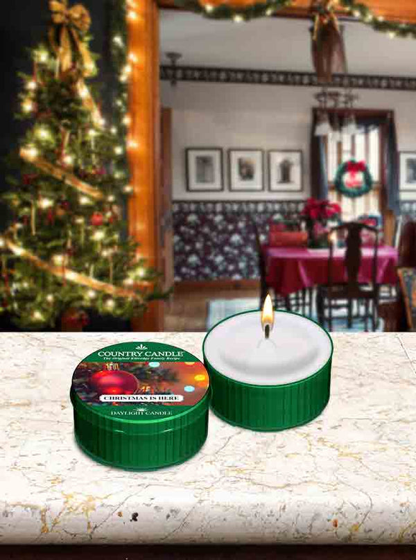 Christmas Is Here NEW! DayLight - Kringle Candle Israel